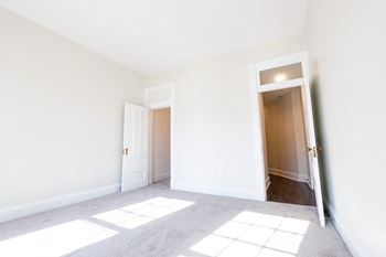 Unfurnished bedroom